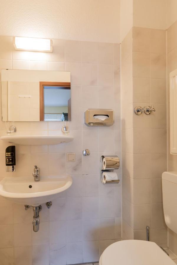 Hotel Dori'S 108 برلين المظهر الخارجي الصورة